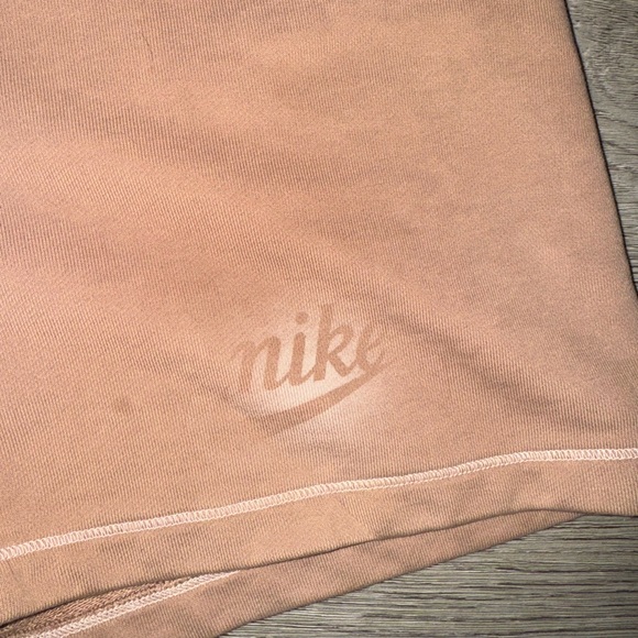 Nike Tan Sweatshorts - Picture 3 of 8
